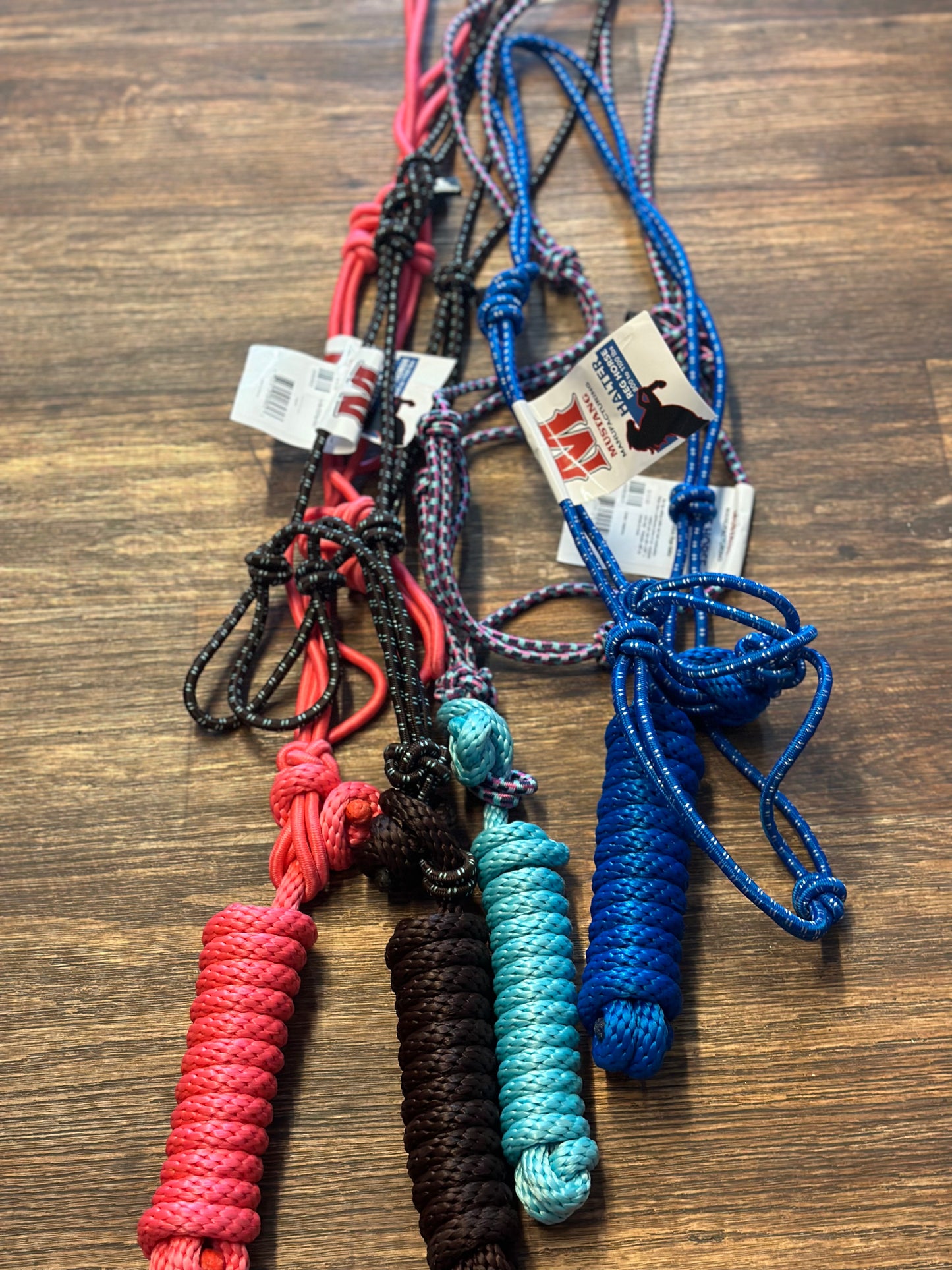 Mustang Rope Halter w/ Lead