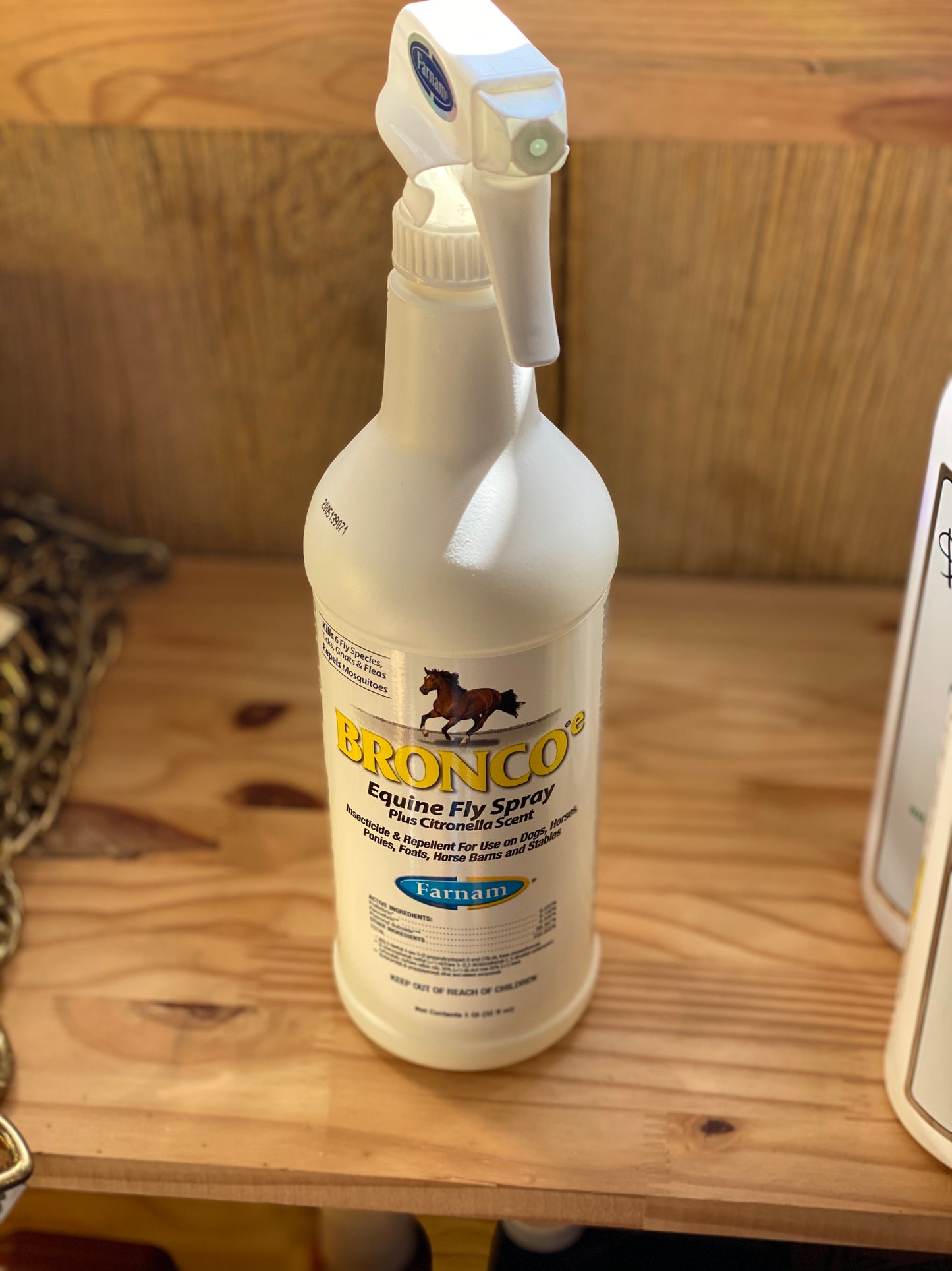 Bronco fly spray