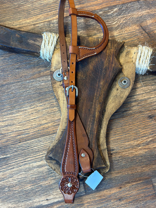 Shaped Slipear shell border headstall