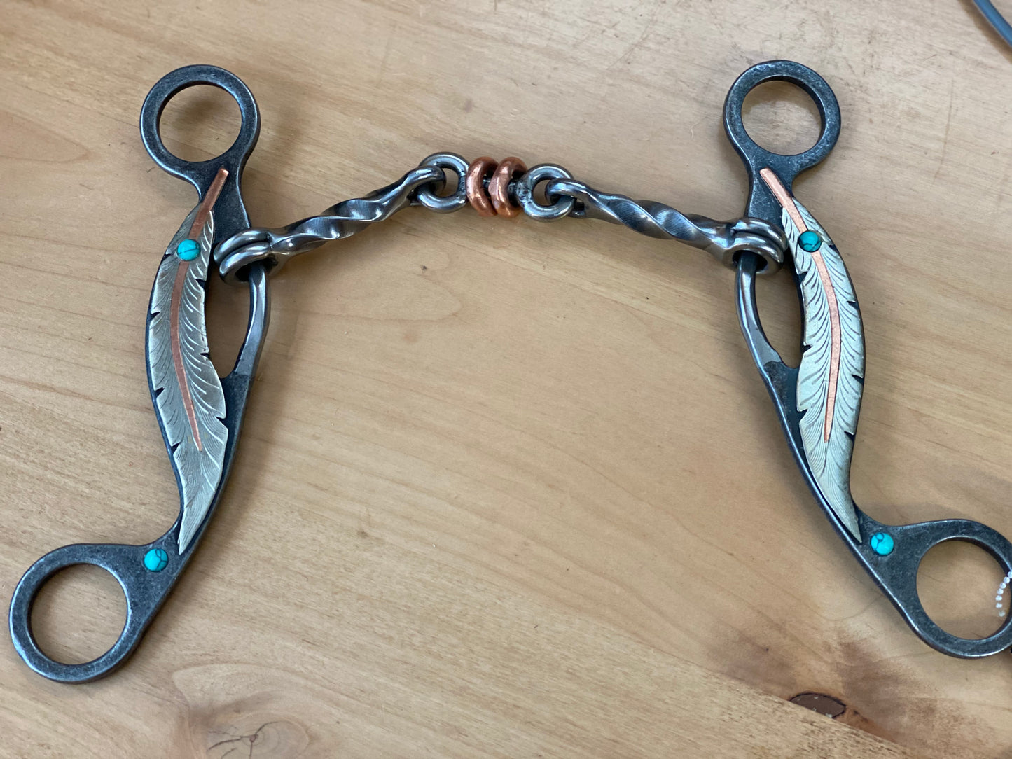 Metalab Feather Twisted Dog Bone Gag Bit