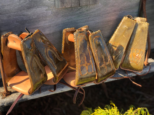 Rawhide Stirrup w/Design