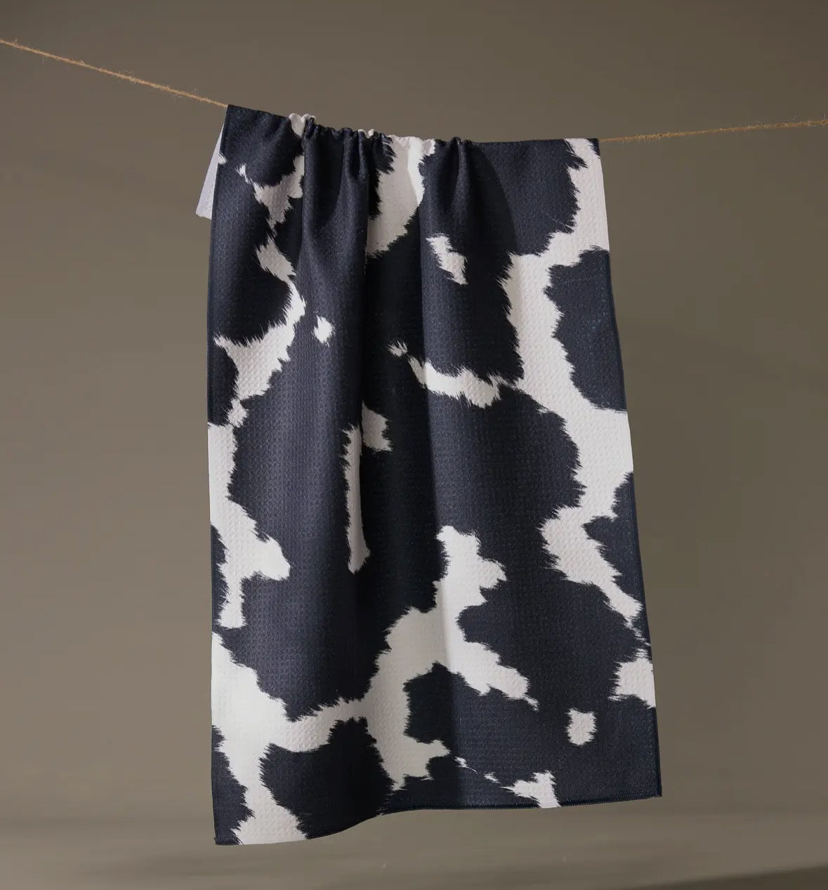 Geometry Cow print Towel