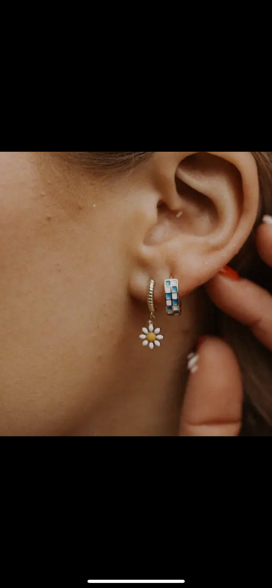Checkered Hoop earrings