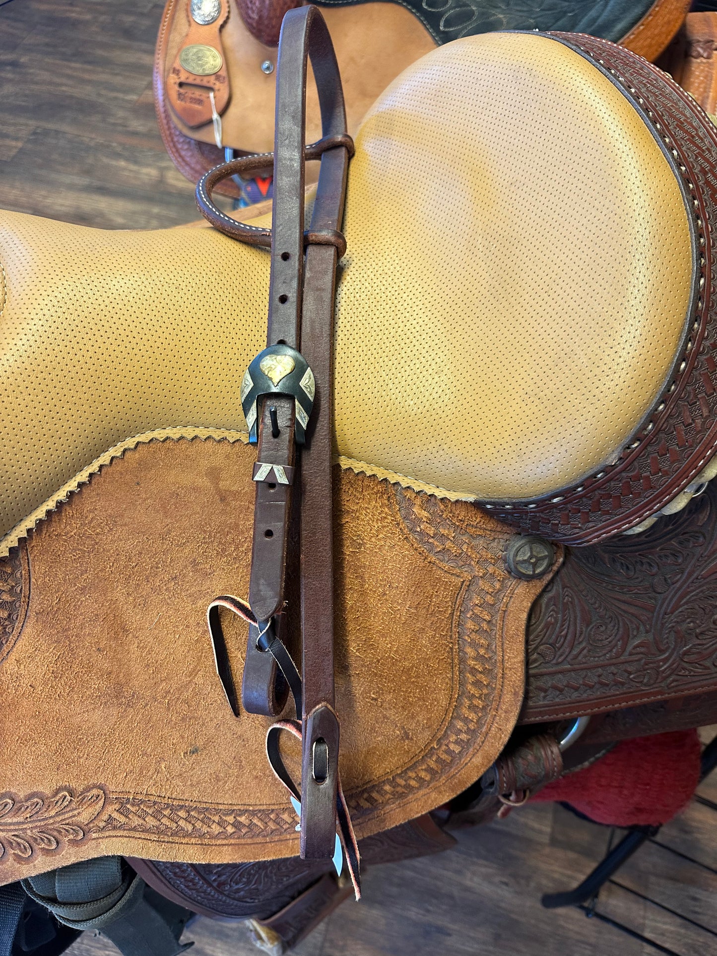 Oiled heart buckle Headstall