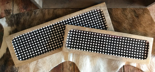 Wooden Black Checkered Servings Plater
