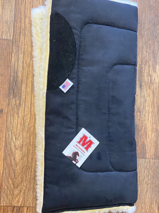 Suede pony pad