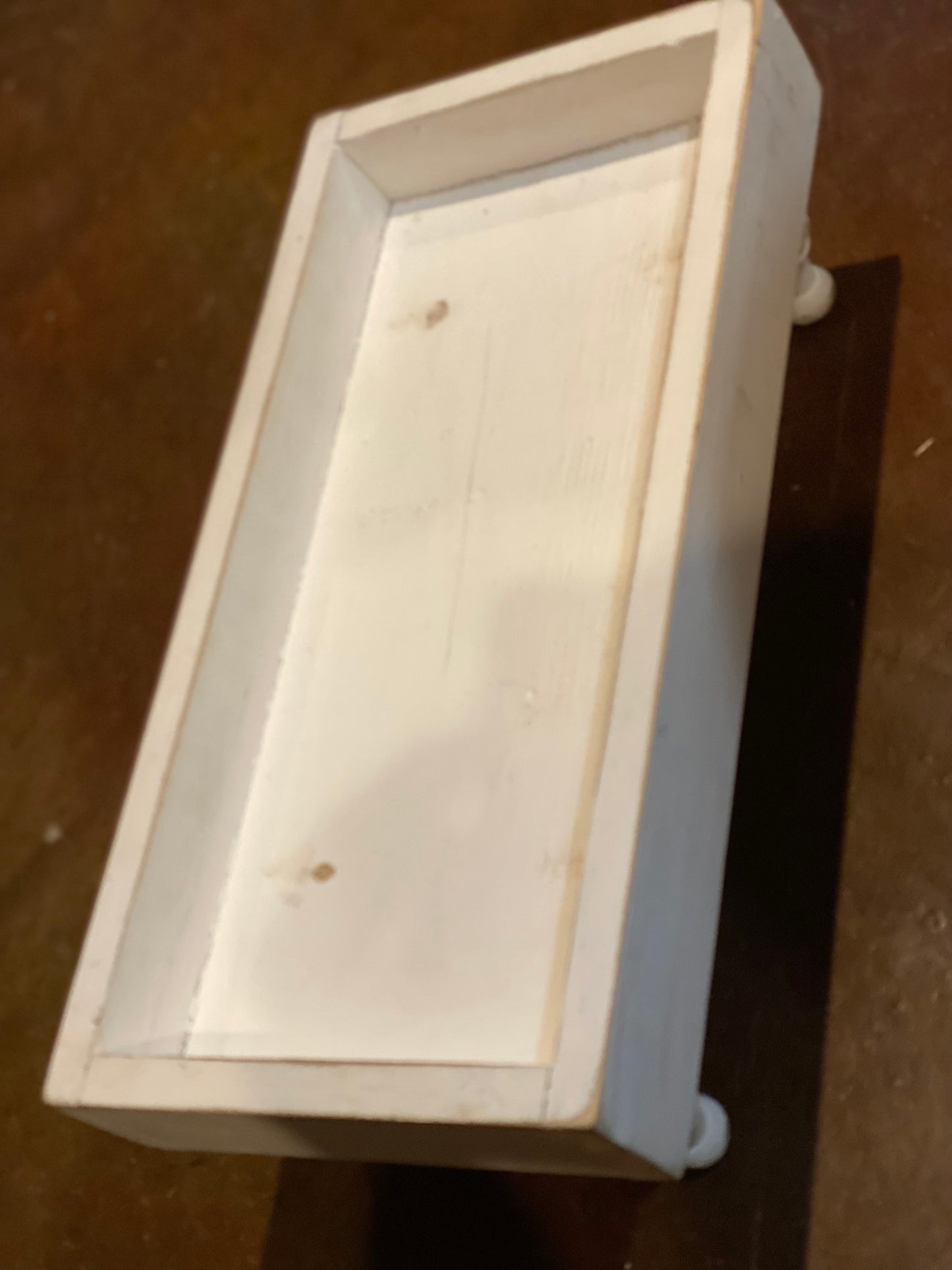 White Resin Box