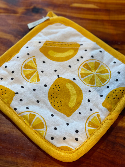 Lemon Pot Holder