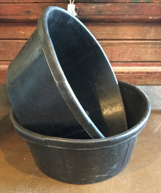 Rubber Feed Pans 6.5 Gal
